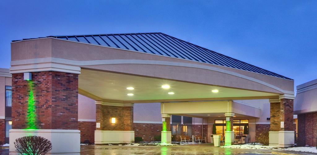 Ramada Plaza Rochester Airport Exteriör bild