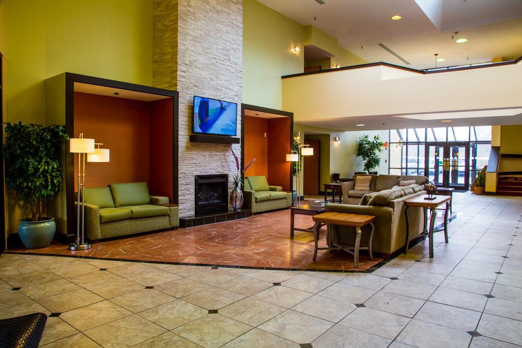 Ramada Plaza Rochester Airport Exteriör bild