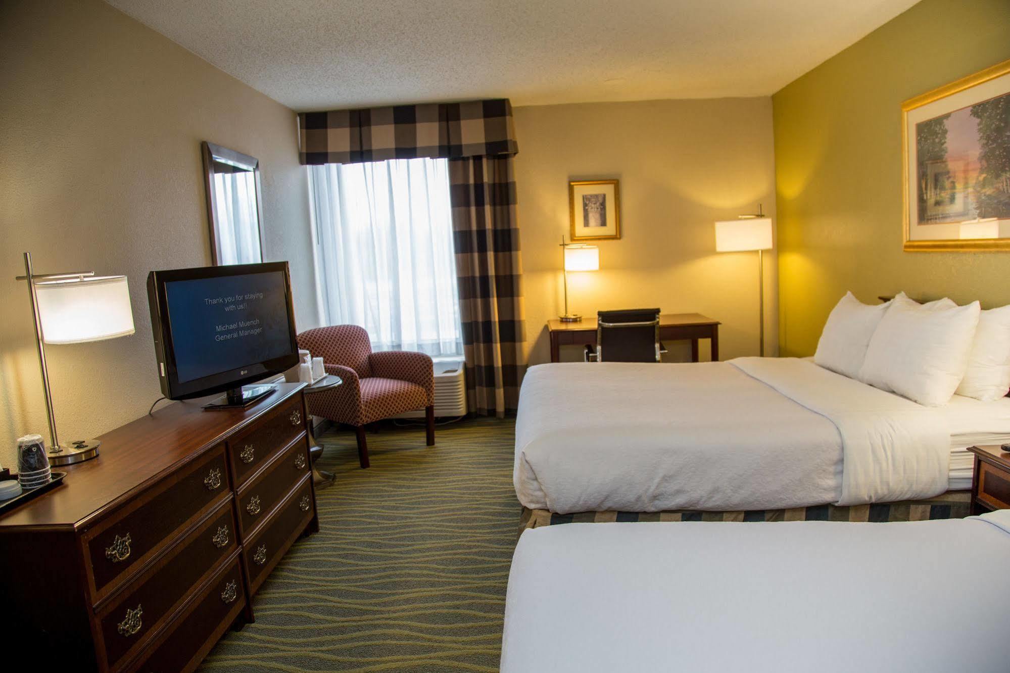 Ramada Plaza Rochester Airport Exteriör bild