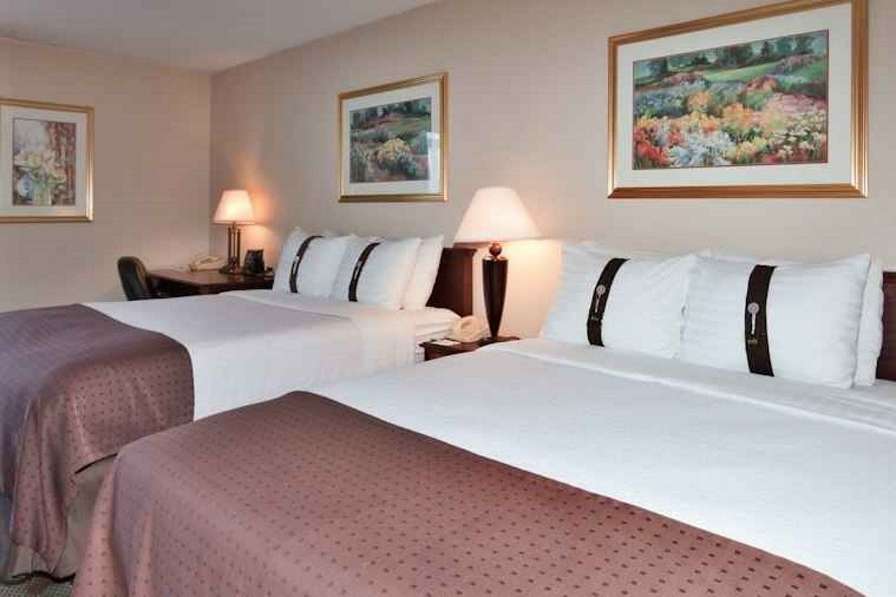 Ramada Plaza Rochester Airport Exteriör bild