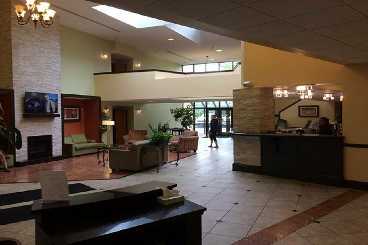 Ramada Plaza Rochester Airport Exteriör bild